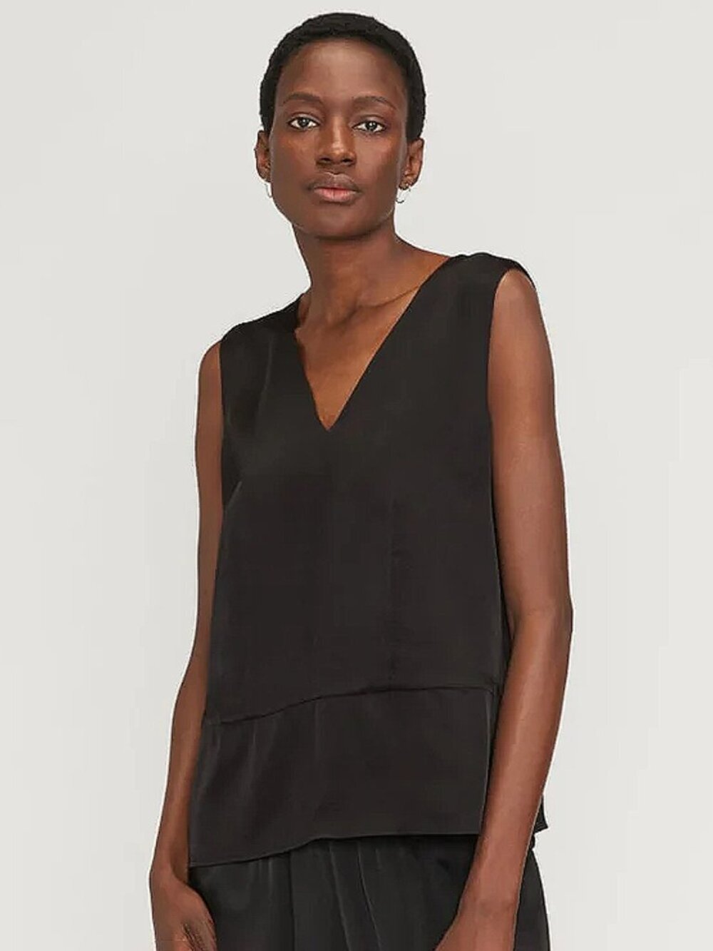 Everlane Satin V-Neck Tie Back Sleeveless Textured Viscose Tank Top Size XS